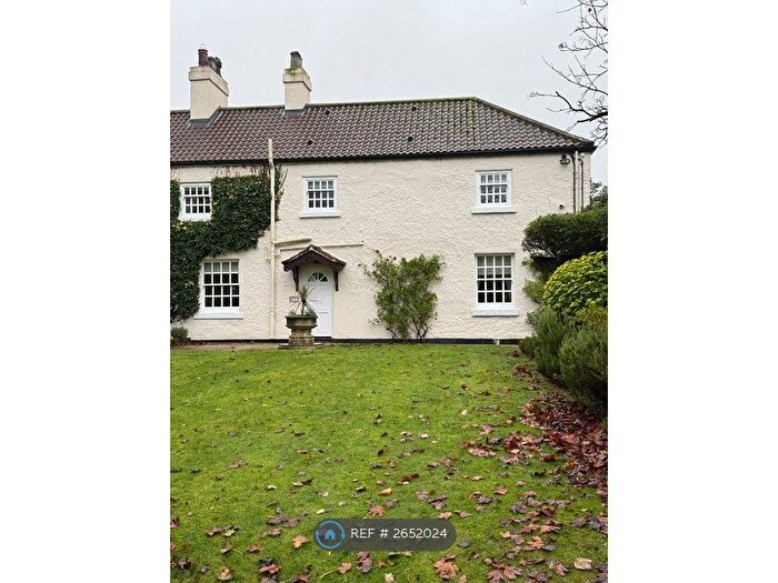 2 Bedroom Semi Detached House To Rent In West Cottage, Tadcaster, LS24