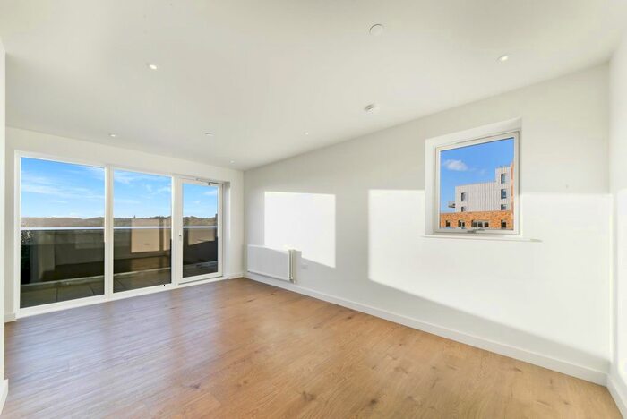 1 Bedroom Flat To Rent In Mary Neuner Road, London, N8