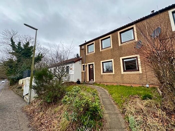 3 Bedroom Terraced House To Rent In Station Road, Oakley, Dunfermline, KY12