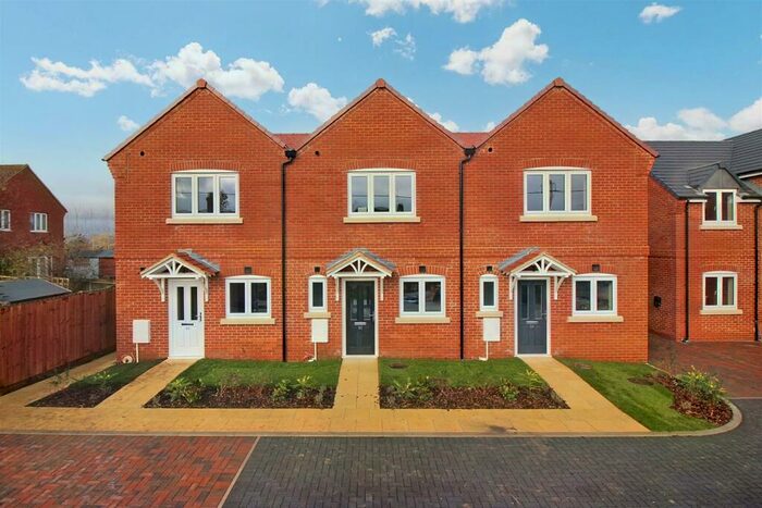 2 Bedroom Terraced House For Sale In Station Road, Quainton, HP22