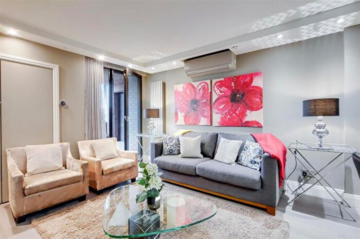 2 Bedroom Flat To Rent In Cresta House, Finchley Road, London, NW3