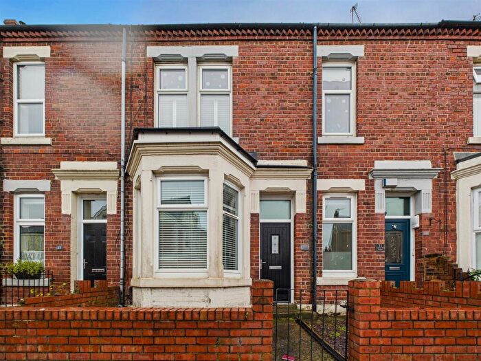2 Bedroom Flat To Rent In Jesmond Terrace, Whitley Bay, NE26