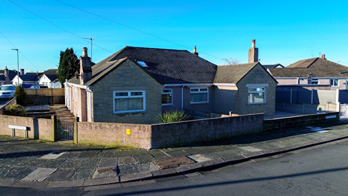 3 Bedroom Semi-Detached Bungalow For Sale In Winthorpe Avenue, Morecambe, LA4