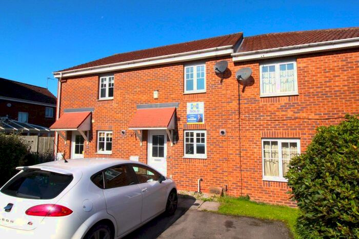 2 Bedroom House To Rent In Follager Road, New Bilton, CV21
