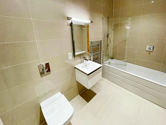 2 Bedroom Flat For Sale In Greenbank Hall, Eaton Road, Chester, CH4