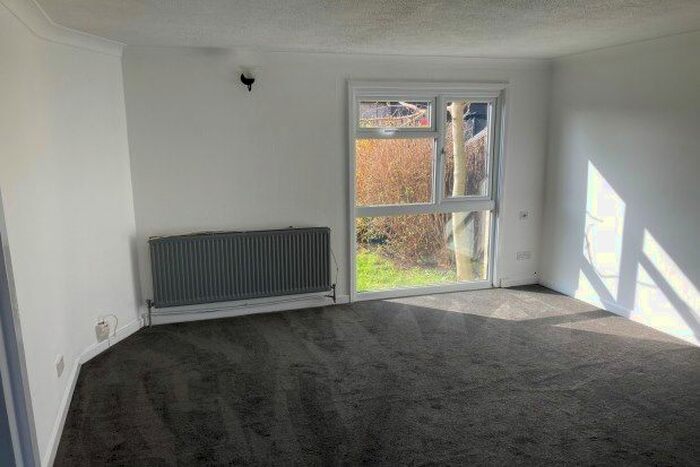 2 Bedroom Property To Rent In Pitsea, Basildon, SS13