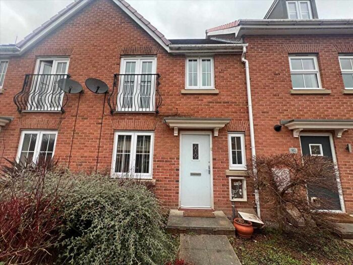 3 Bedroom Mews To Rent In Farleigh Court, Chorley, Chorley, PR7