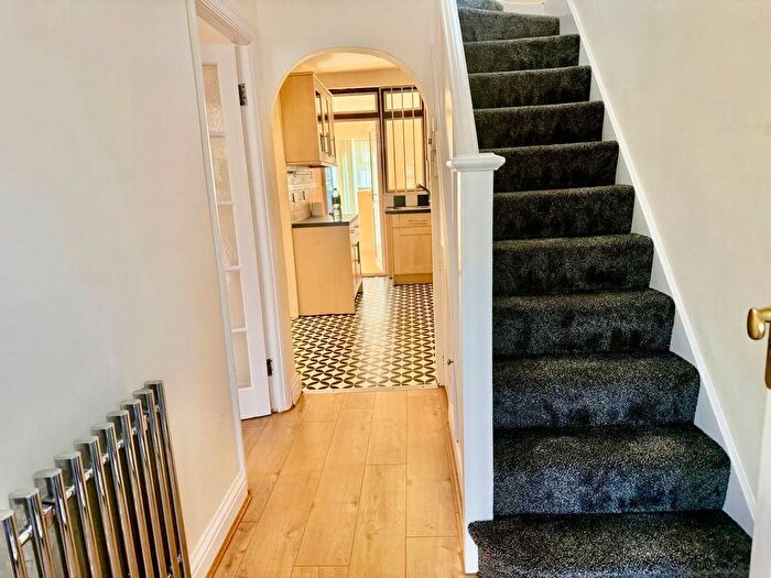 3 Bedroom Semi-Detached House To Rent In Wynchgate, Eastcote Lane, Northolt, Middlesex, UB5