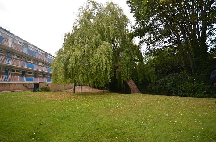 1 Bedroom Flat To Rent In John Perrins, Harrow, Middlesex, HA3
