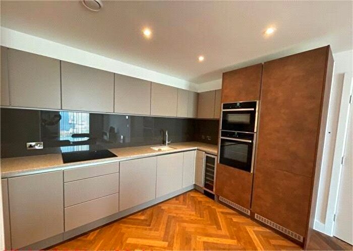 2 Bedroom Apartment To Rent In East Tower, Owen Street, Manchester, M15