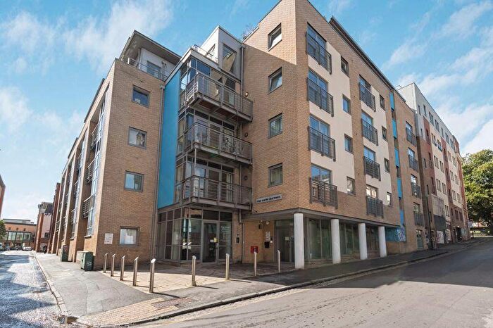 1 Bedroom Flat For Sale In Kings Quarter Apartments, Stoke Croft, BS1