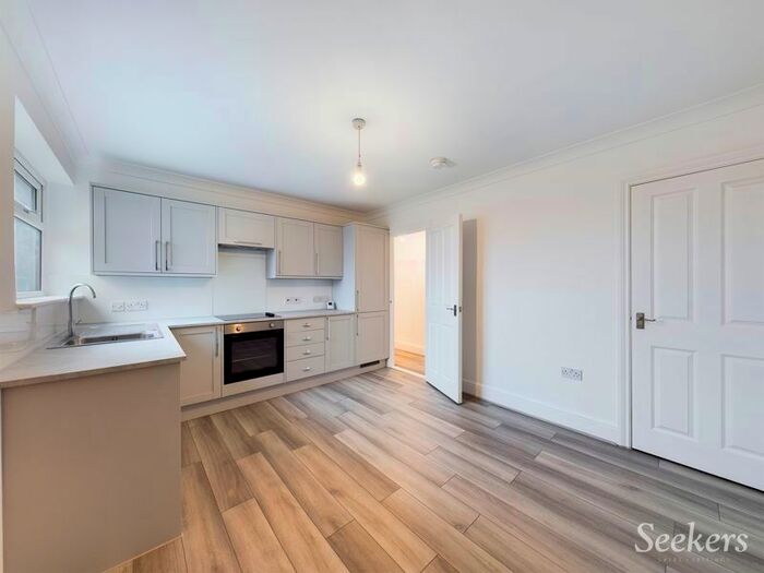 2 Bedroom Maisonette To Rent In Cumberland Avenue, Maidstone ME15