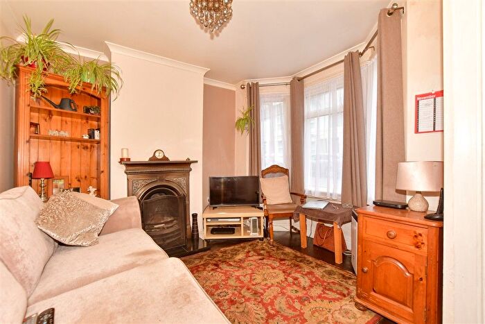 2 Bedroom Terraced House For Sale In Glenfield Road, Dover, Kent, CT16