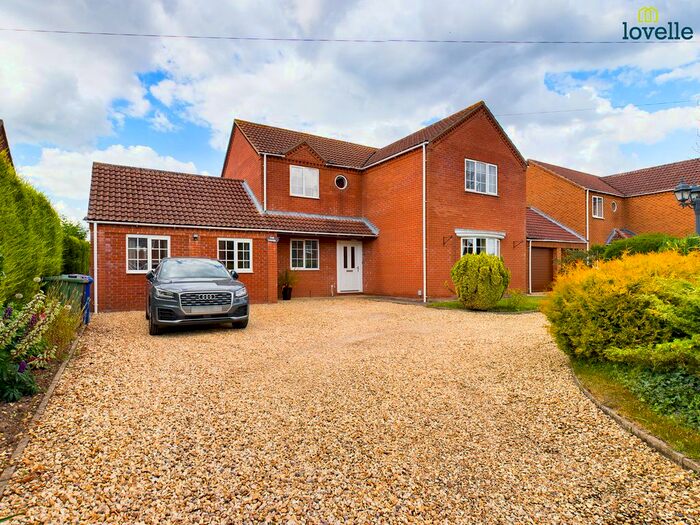 4 Bedroom Detached House For Sale In High Thorpe, Southrey, LN3