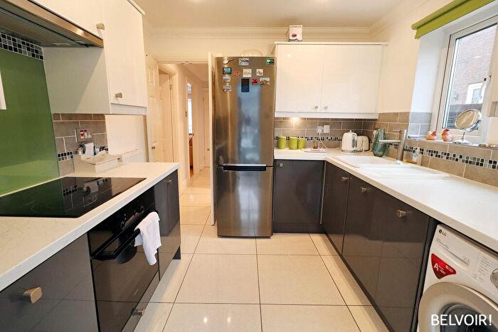 2 Bedroom Bungalow For Sale In Nant-Y-Hwyad, Glenfields, Caerphilly, CF83