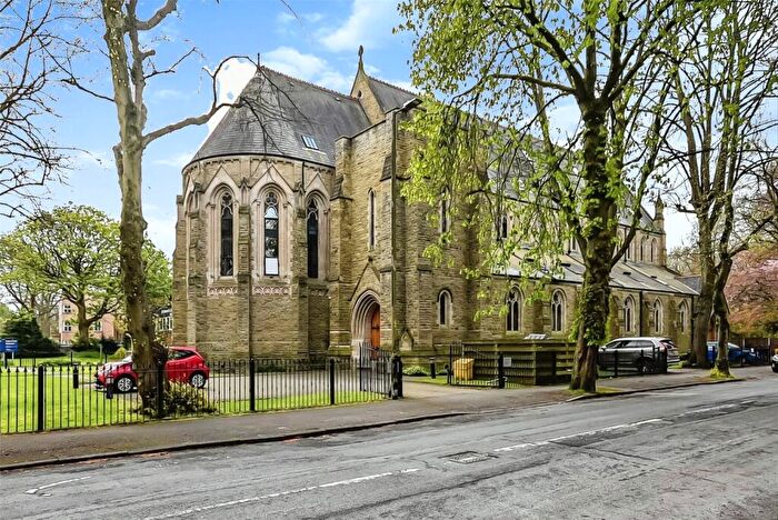 2 Bedroom Flat To Rent In A Range Road, Whalley Range, M16