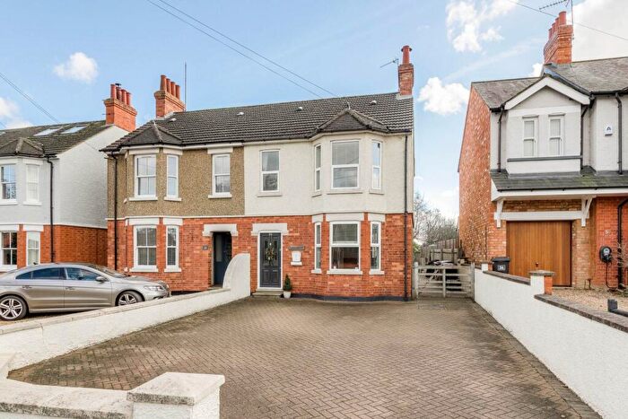 4 Bedroom Semi Detached House For Sale In Wolverton Road, Newport Pagnell, MK16