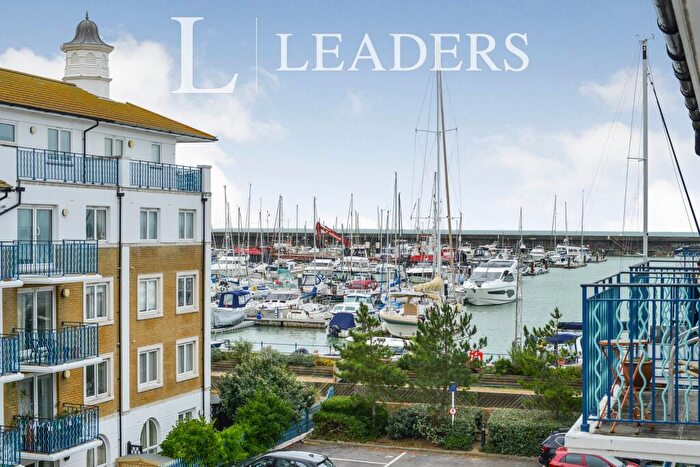 2 Bedroom Flat To Rent In Merton Court, The Strand, BN2