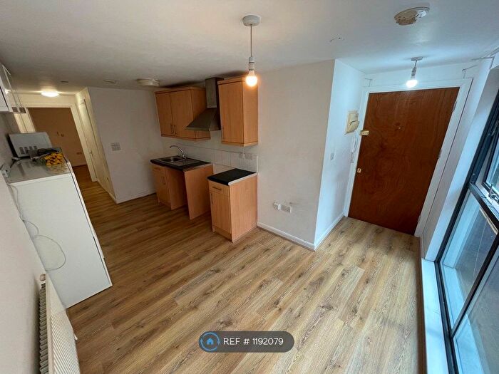 1 Bedroom Flat To Rent In Boulcott Street, London, E1