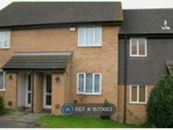 2 Bedroom Semi-Detached House To Rent In Durham Way, Basingstoke, RG22