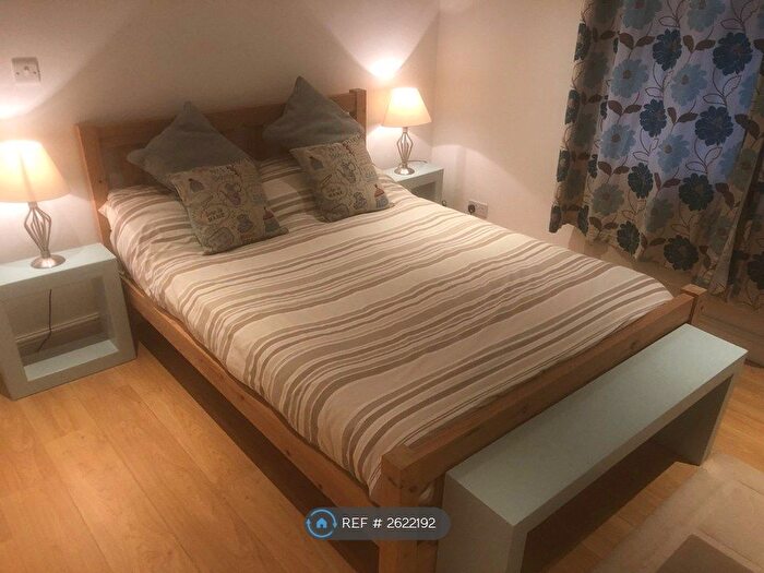 1 Bedroom Flat To Rent In Cricklade Road, Highworth, SN6