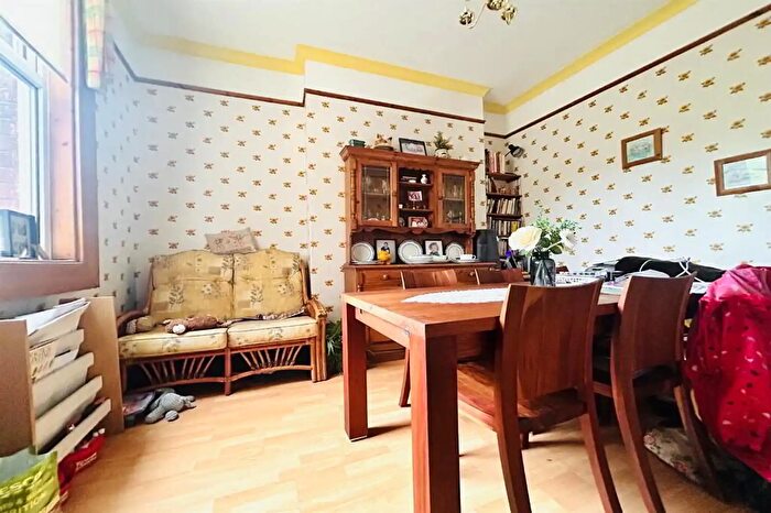 7 Bedroom End Of Terrace House For Sale In Antrim Road, Belfast, BT15