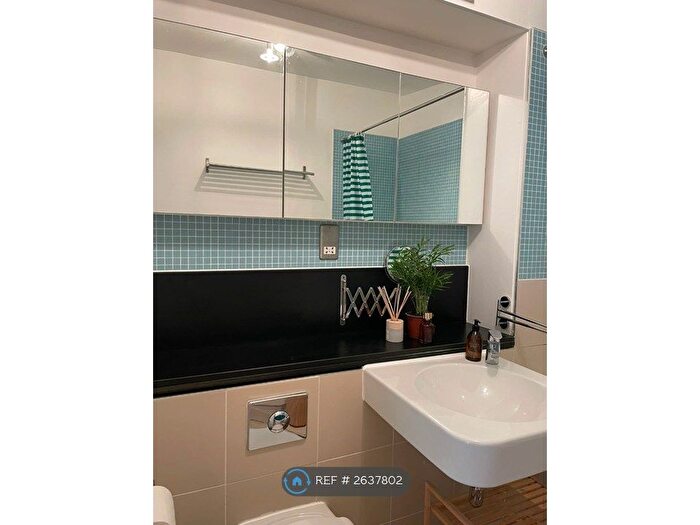 1 Bedroom Flat To Rent In Edison Court, London, SE10