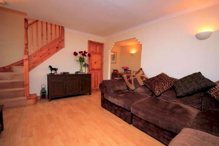 2 Bedroom Cottage To Rent In Balfron Station, Glasgow, G63