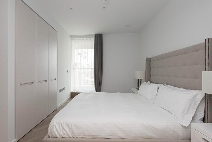 2 Bedroom Apartment To Rent In Fladgate House, Battersea Power Station, SW11