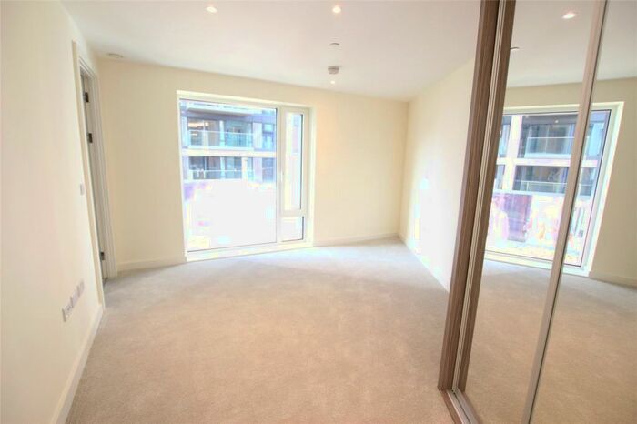 2 Bedroom Apartment To Rent In Hampton Apartments, Duke Of Wellington Avenue, London, Greater London, SE18