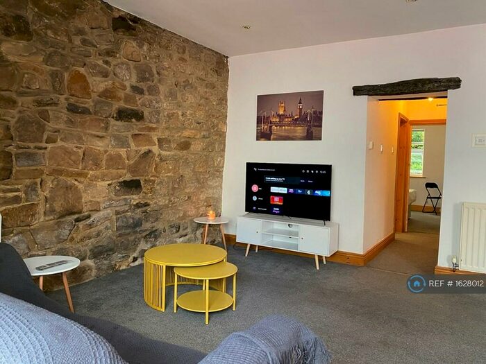 6 Bedroom Semi-Detached House To Rent In Hallgarth Street, Durham, DH1