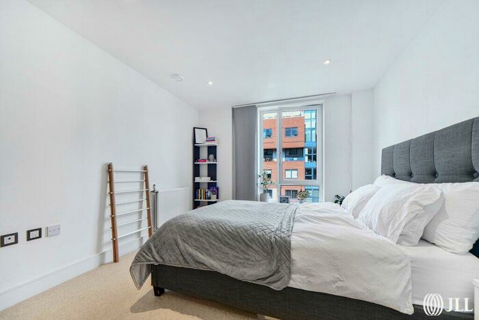 1 Bedroom Flat To Rent In St. Annes Street London, E14