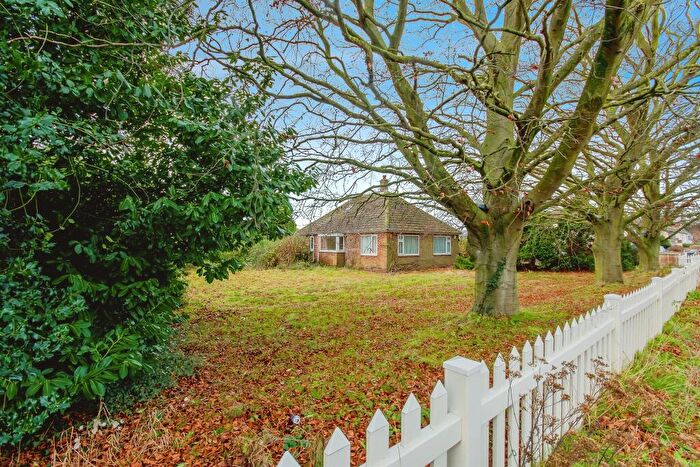 2 Bedroom Detached Bungalow For Sale In Main Road, New Bolingbroke, Boston, PE22