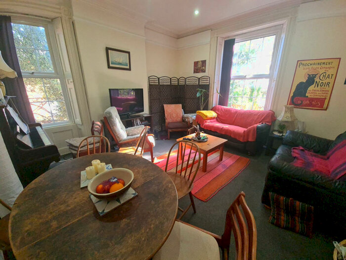 3 Bedroom House To Rent In Victoria Road, Leeds, LS6