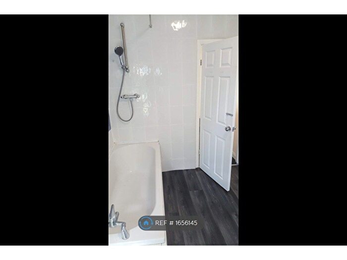 2 Bedroom Terraced House To Rent In Westbury Road, Birmingham, B17
