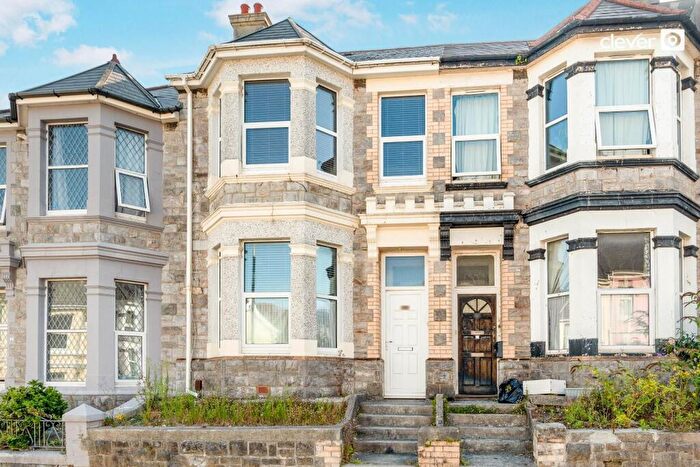 4 Bedroom Terraced House For Sale In Derry Avenue, Plymouth, PL4