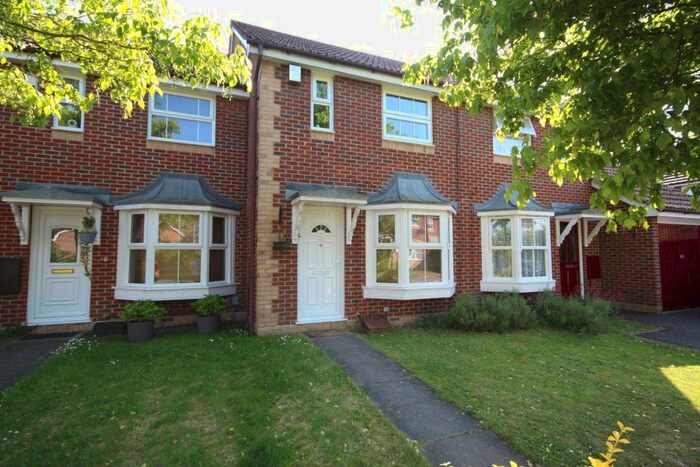 2 Bedroom Terraced House To Rent In Webb Close, Binfield, RG42