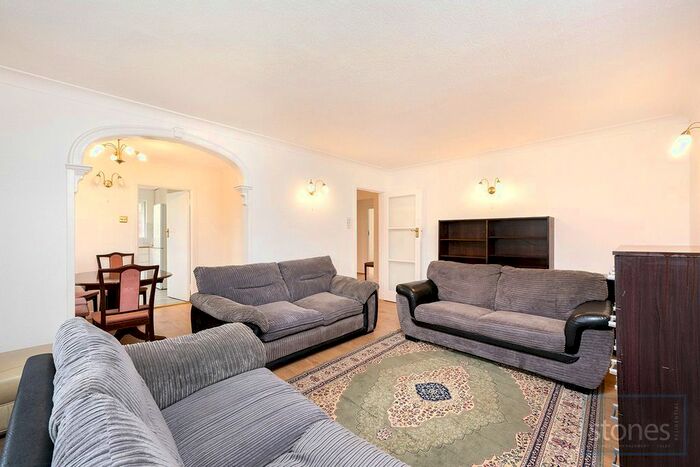 2 Bedroom Flat To Rent In Chatsworth Road, London, W5