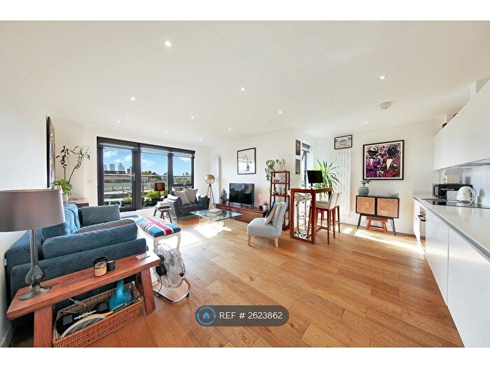 1 Bedroom Flat To Rent In Walworth Road, London, SE17