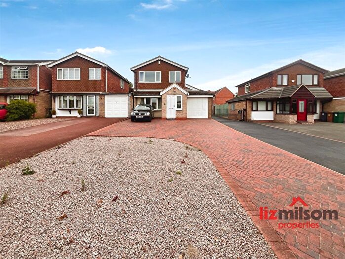 3 Bedroom Link Detached House For Sale In Main Street, Overseal, Swadlincote, DE12