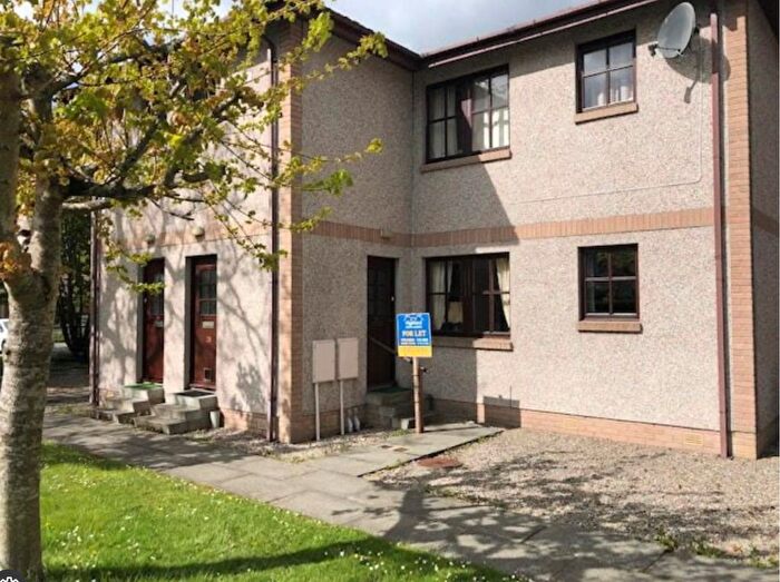 2 Bedroom Flat To Rent In King Duncans Road, Inverness, IV2