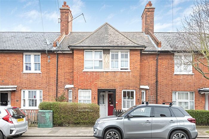 2 Bedroom Terraced House To Rent In Derinton Road, London, SW17