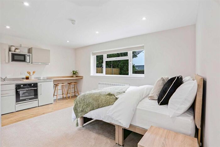 Studio To Rent In Belmont Road, Wallington, SM6