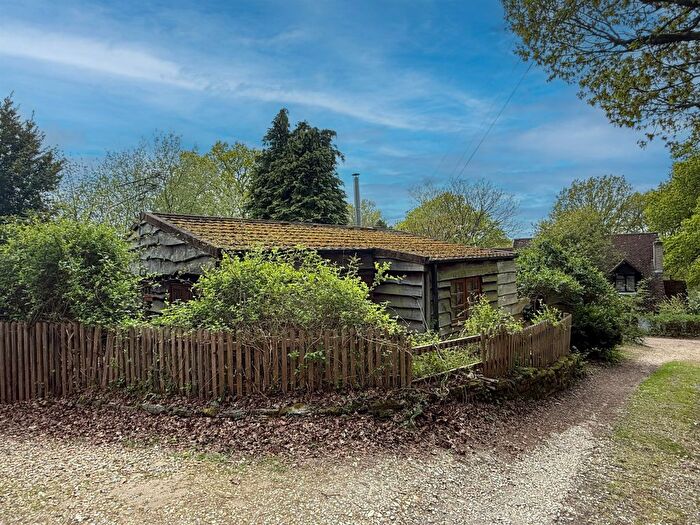 1 Bedroom Lodge For Sale In Abbotswell Road, Blissford, Fordingbridge, SP6