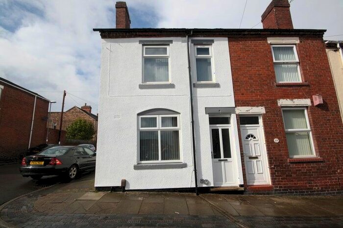 3 Bedroom Terraced House To Rent In Moston Street, Stoke-on-Trent, Staffordshire, ST1