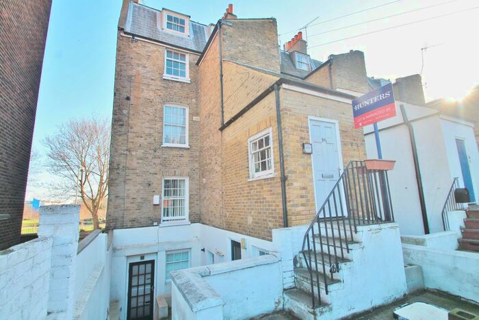 2 Bedroom Flat To Rent In Milton Place, Gravesend DA12