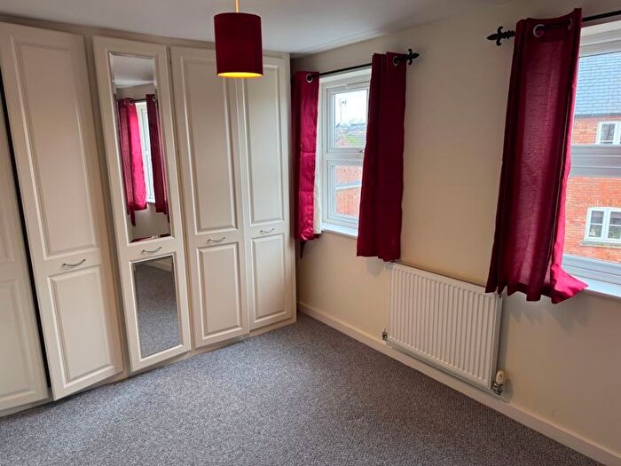 3 Bedroom Terraced House For Sale In South Street, Weedon, Northampton, NN7