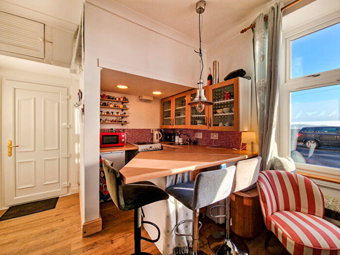 1 Bedroom Flat For Sale In Glasgow Street, Isle Of Cumbrae, KA28