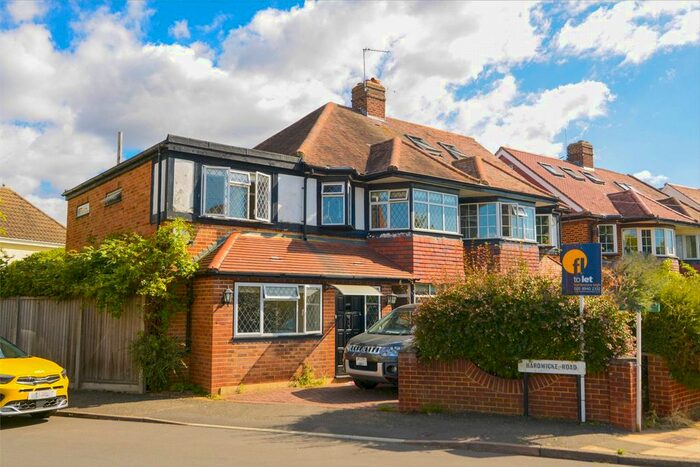 5 Bedroom Detached House To Rent In Dukes Avenue, Richmond, TW10