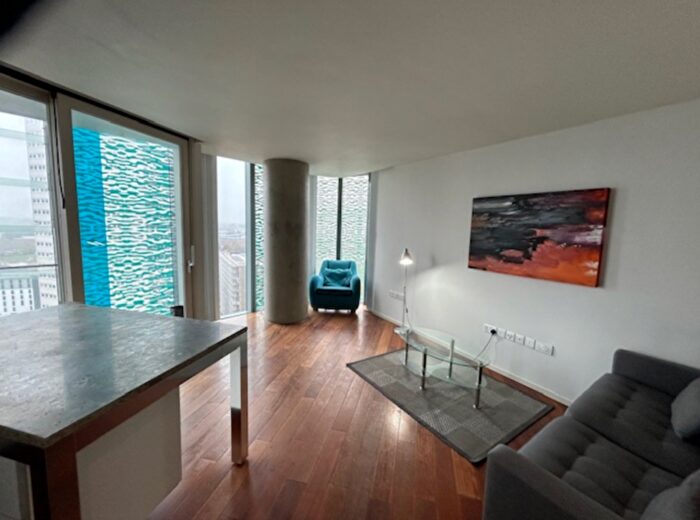 2 Bedroom Flat To Rent In Beetham Towers, Holloway Circus Queensway, Birmingham, B1